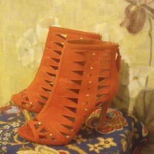 NWT Gorgeous Orange Open Toe Stilleto!*👠